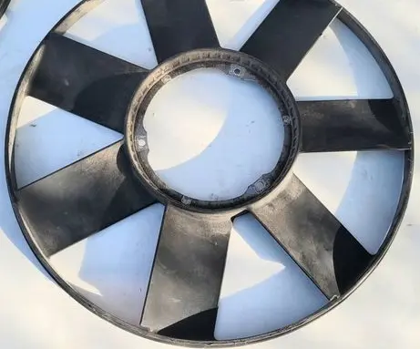BMW 5 E39 Fan impeller 2243303