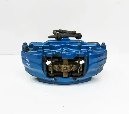 Mercedes-Benz C W205 Front brake caliper