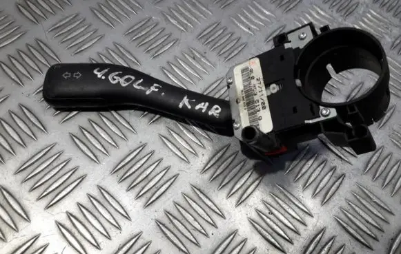 Volkswagen Golf IV Indicator stalk 8L0953513G