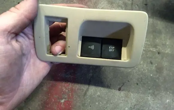 Peugeot 607 ESP (stability program) switch 9629448877 1842864016