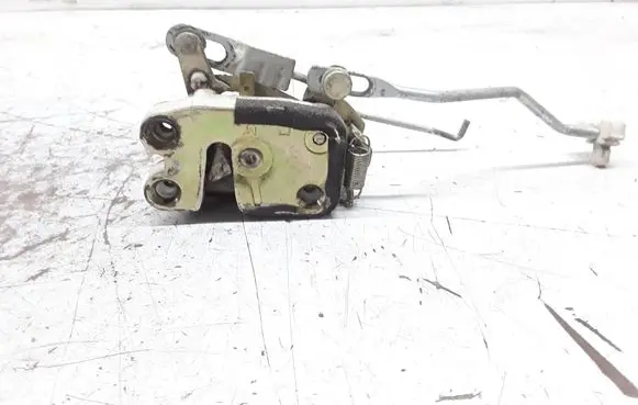 SsangYong Korando Front door lock