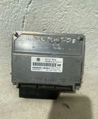 Volkswagen Touareg I Transfer box differential control unit 0AD927755AJ H16S0100 5WP22084