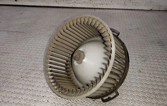 Mazda 3 I Heater fan/blower 8940000270