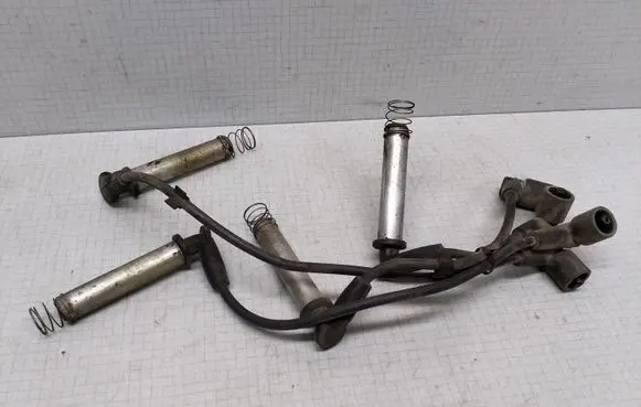 Opel Astra F Plug wire 