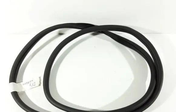 KIA Xceed Rear door rubber seal (on body) 