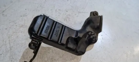 Honda CR-V Intake resonator RES32