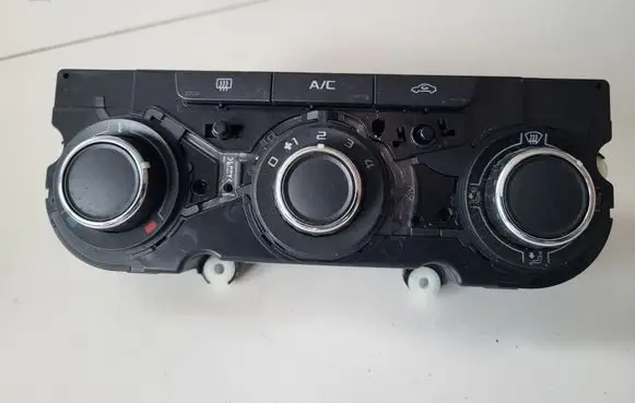 Skoda Superb B6 (3T) Climate control unit 3T0820047AK