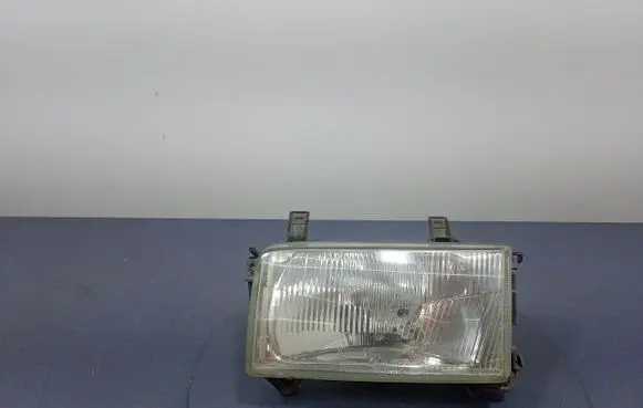 Volkswagen Transporter - Caravelle T4 Headlight/headlamp 302-136369-00