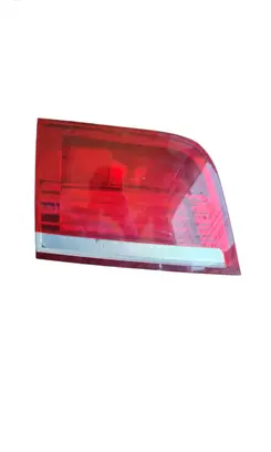 Tailgate rear/tail lights