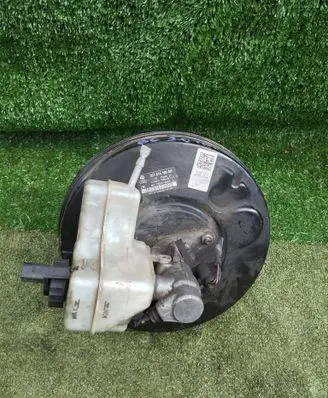 Volkswagen PASSAT B6 Brake booster 3C1614105AH 03787440014