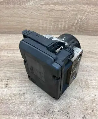 Volkswagen Polo III 6N 6N2 6NF ABS Pump 6X0614117 6X0907379B