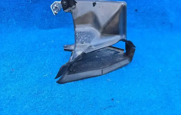 BMW 2 F44 Intercooler air guide/duct channel 8075912 51748075912