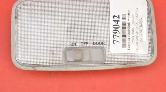 Toyota Auris 150 Boot/trunk interior light 