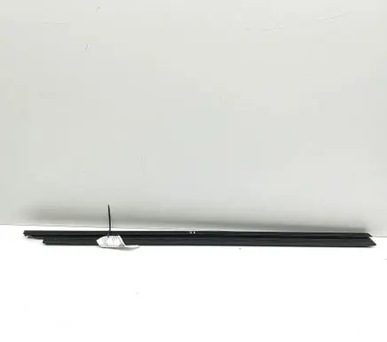 BMW XM Door glass trim 9881630