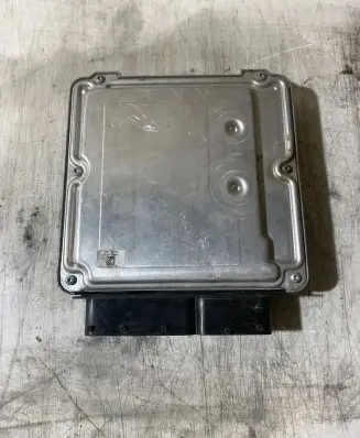 Volkswagen Touareg II Engine control unit/module 06E906023B 06E907309 0261S05627