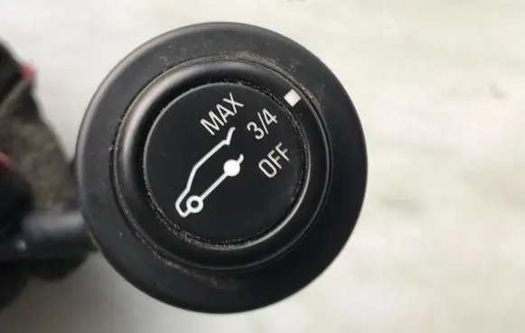 Tailgate opening switch
