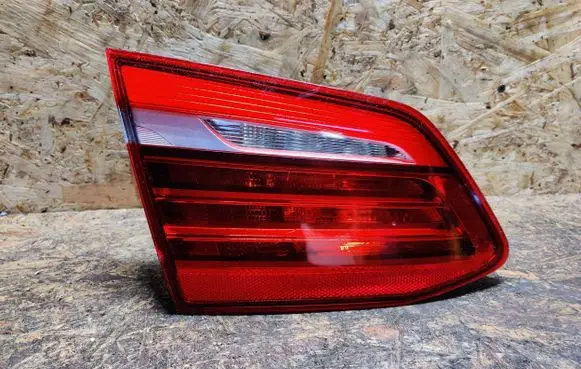 BMW 2 F45 Tailgate rear/tail lights 7311031
