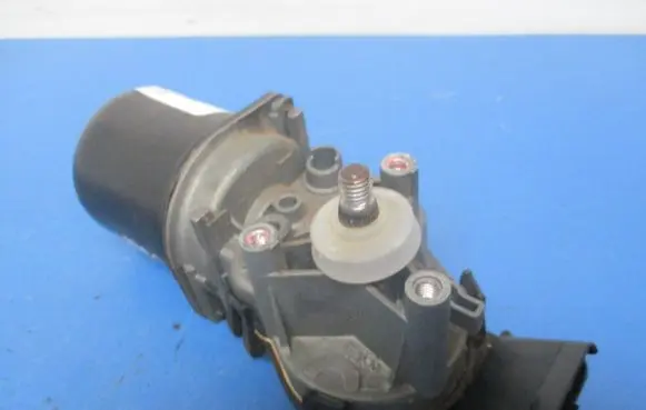 Renault Kangoo I Front wiper linkage and motor
