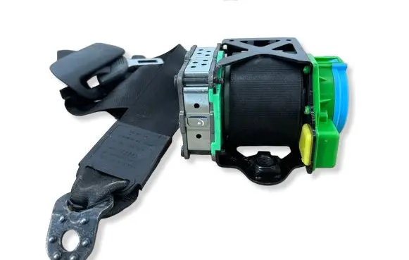 Audi TT TTS Mk2 Front seatbelt 305687500G48 3063561 501NC701KK