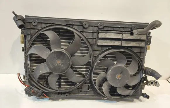 Volkswagen Caddy Radiator set 1K0820411AH