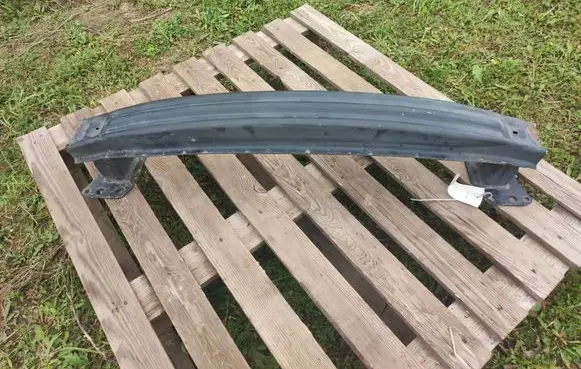 Skoda Fabia Mk1 (6Y) Front bumper cross member