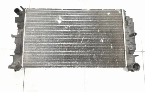 Volkswagen Crafter Coolant radiator 2E0121253B 9065000202