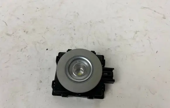 Audi Q7 4M Rear seat light
