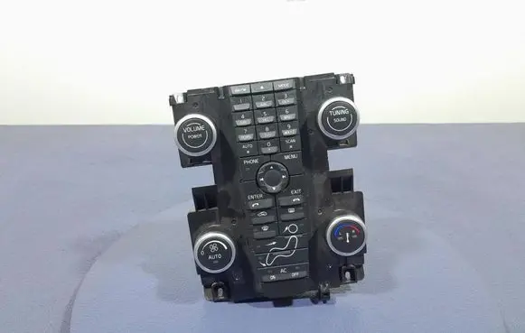 Volvo V50 Climate control unit 31324237