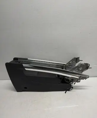 Opel Zafira C Center console 