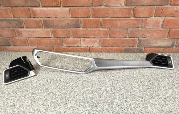 BMW 4 G22 G23 G24 G26 Dashboard trim 5A0F070