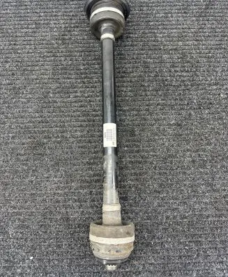 BMW 5 G30 G31 Rear driveshaft 8664629