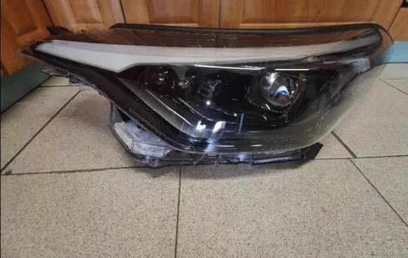 Toyota C-HR I Headlight/headlamp 81150YP28000