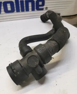 Audi A4 S4 B7 8E 8H Engine coolant pipe/hose 8E0121049C