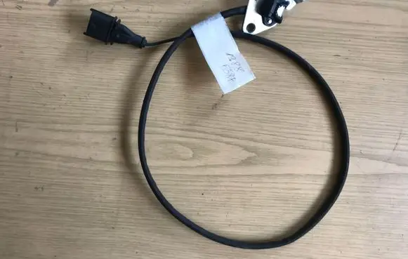 Opel Zafira B Camshaft speed sensor 0281002213