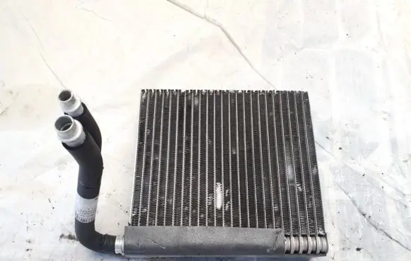 Mercedes-Benz A W169 A/C cooling radiator (condenser)