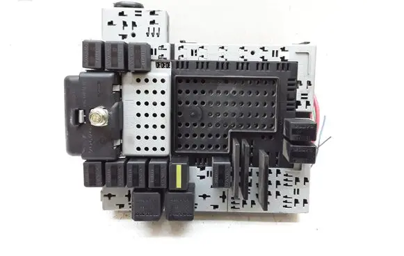 Volvo S60 Fuse module 8645716 8676284