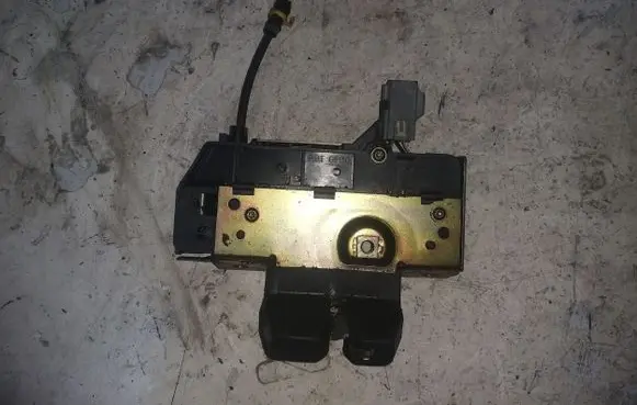 Volvo XC60 Airbag deployment crash/impact sensor 30753071