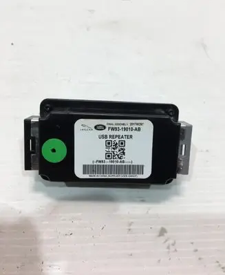 Jaguar F-Pace USB socket connector FW93-19010-AB