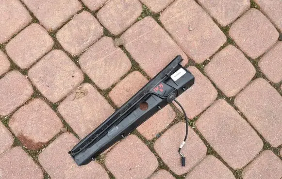 Opel Insignia B Truck tailgate 39111162