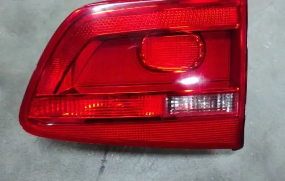 Volkswagen Touran II Tailgate rear/tail lights 1t0945094a