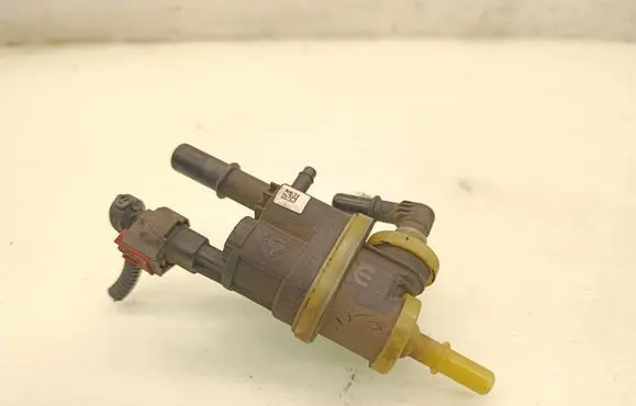 Alfa Romeo Stelvio Turbo solenoid valve 05281451AA
