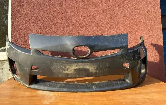 Toyota Prius (XW30) Front bumper 5211947917
