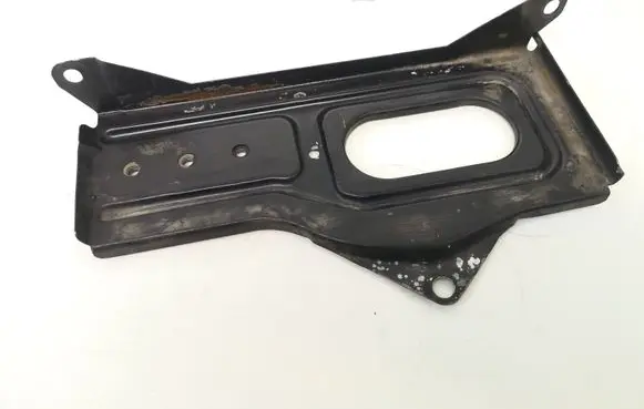 Volkswagen PASSAT B5.5 Battery tray 