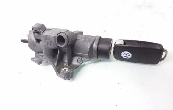 Volkswagen PASSAT B5.5 Ignition lock 4B0905851B