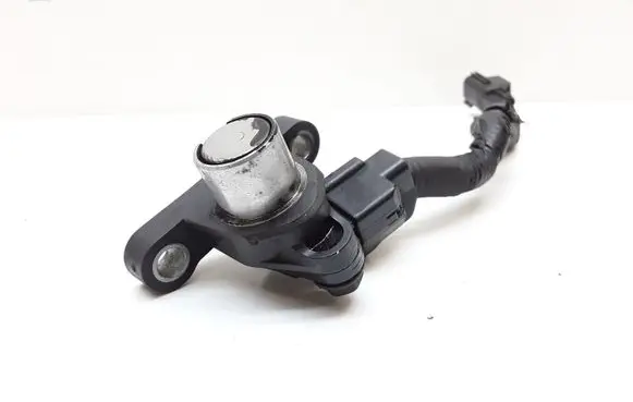 Volvo XC90 Crankshaft position sensor 30637803