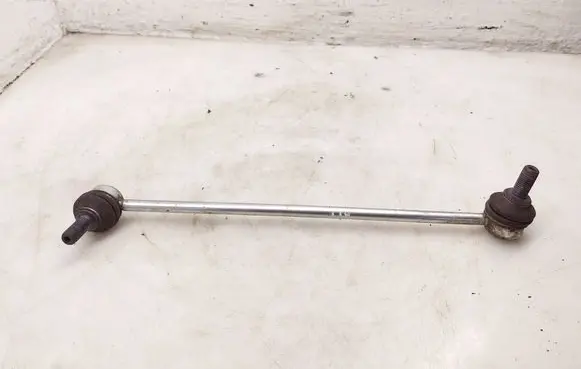 Volkswagen Tiguan Front anti-roll bar/stabilizer link 5Q0411315D