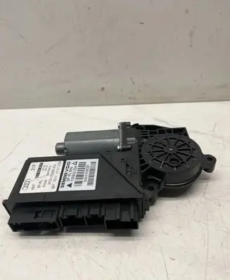Audi A4 S4 B7 8E 8H Front door window regulator motor 8E2959801F 105842204 5WK49199CBF