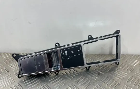 Audi A7 S7 4K8 Gear shifter surround trim plastic 4K1713111B