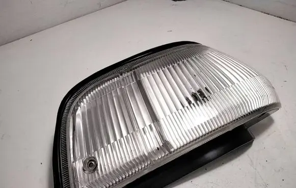 Toyota Corolla E100 Front indicator light 939495