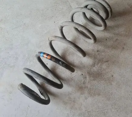 Volkswagen PASSAT CC Rear coil spring